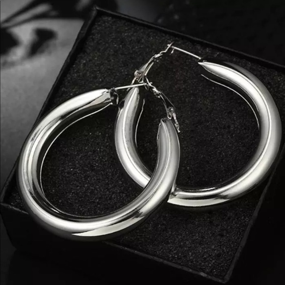 New silver plated chunky tube hoop earrings